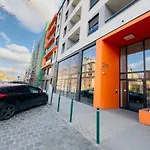 Karzo Lu 202 Free Garage * Budapeste