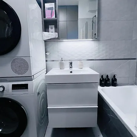 Διαμέρισμα Karzo Lu 202 Free Garage *