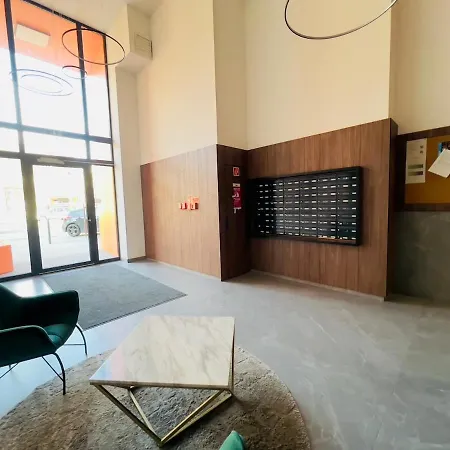 Karzo Lu 202 Free Garage Apartment Budapest