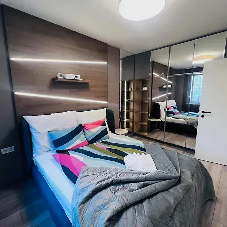 Karzo Lu 202 Free Garage Βουδαπέστη